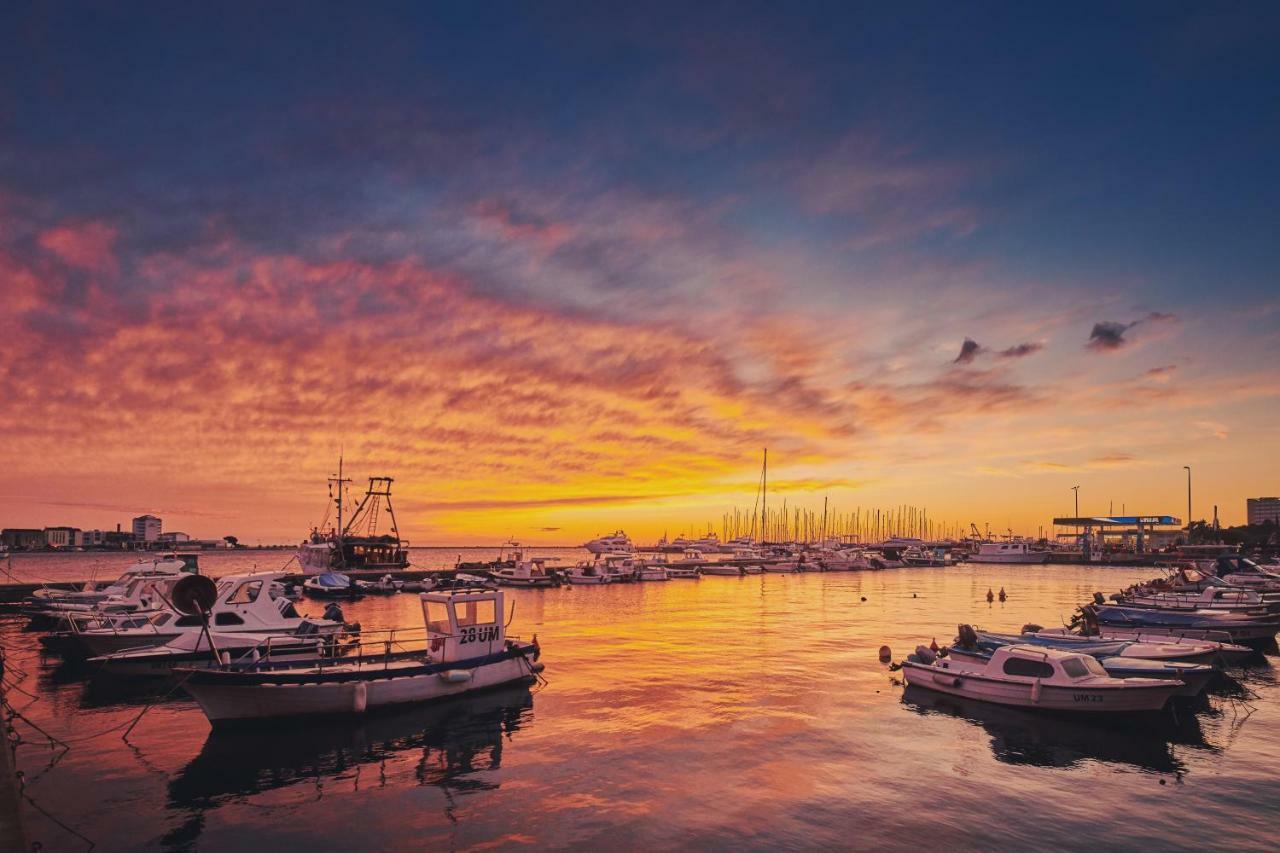 Apartment Family Time Umag Bagian luar foto